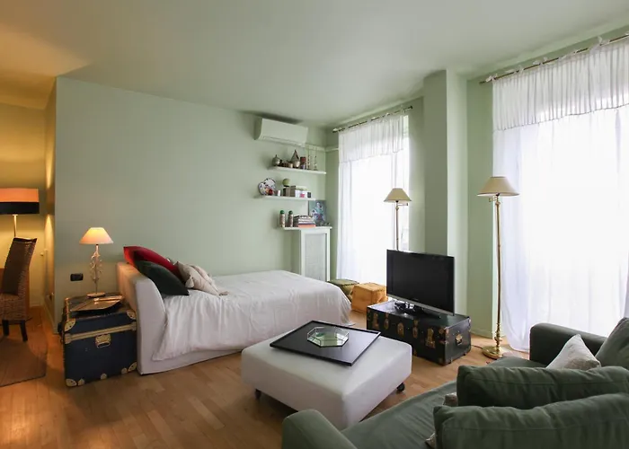 Moscova Open Space Close To Brera District *