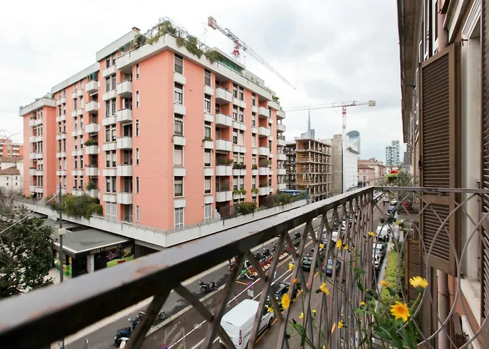 Moscova Open Space Close To Brera District *